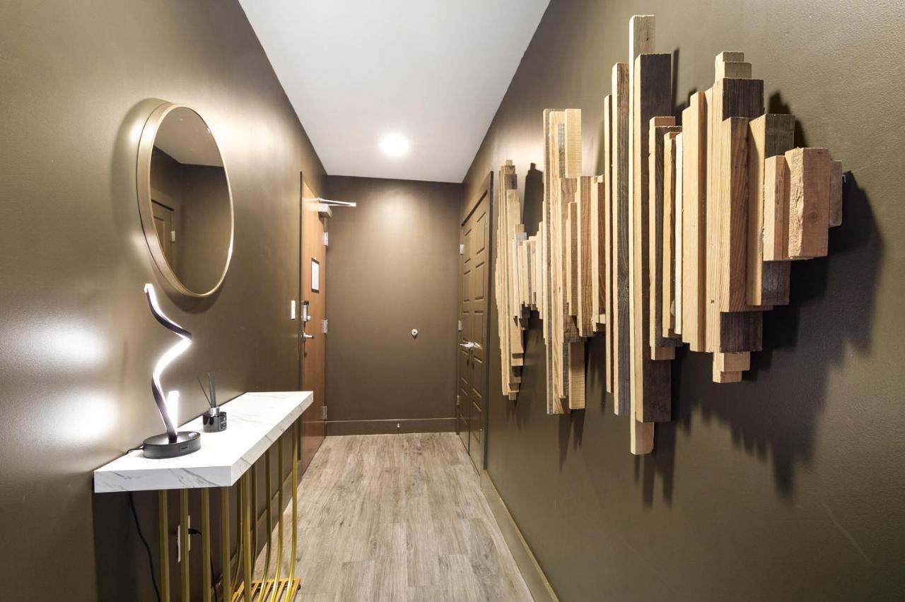 Luxury 2-Bedroom Condo Steps Away From The French Quarter New Orleans Esterno foto