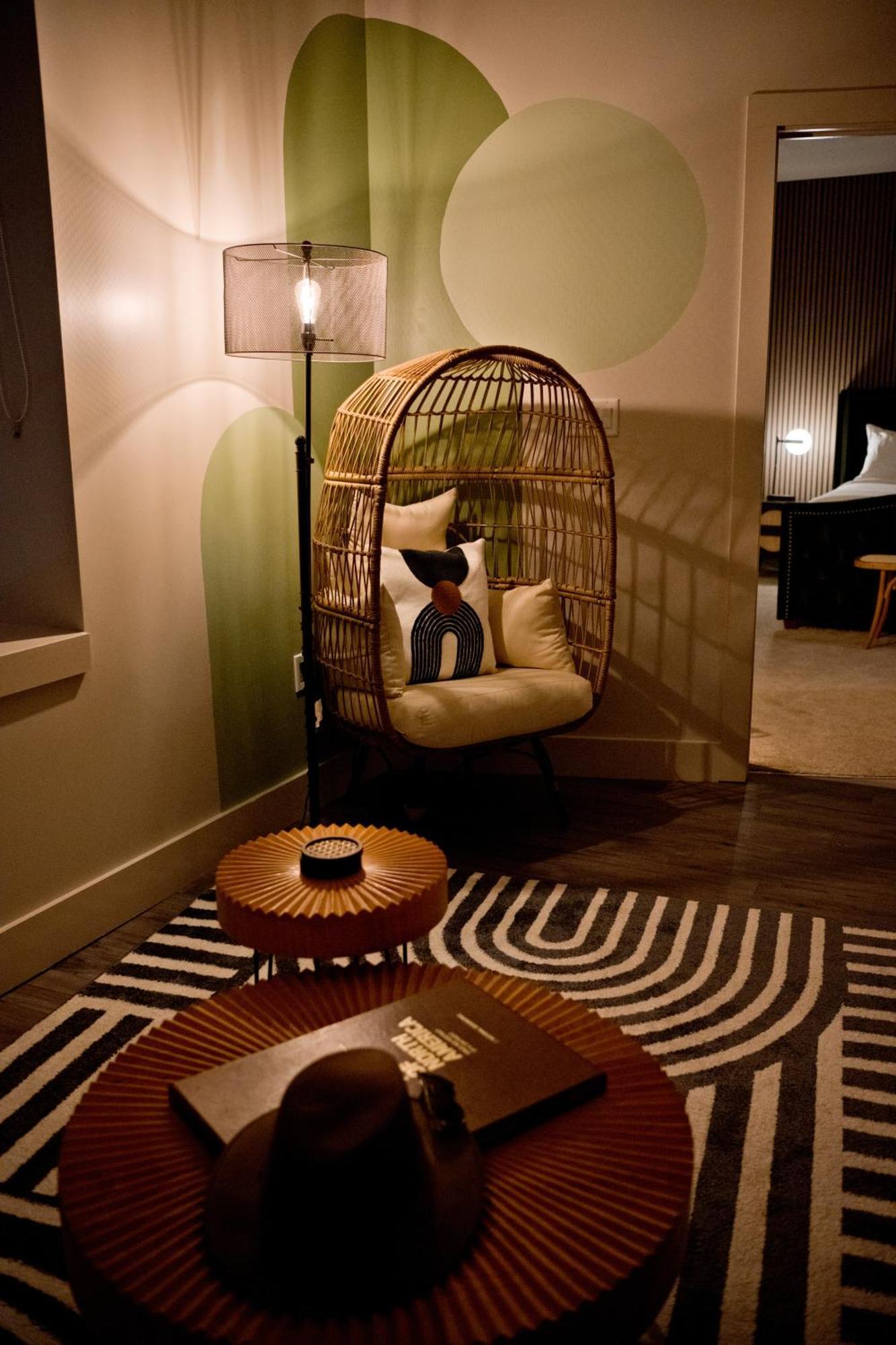 Luxury 2-Bedroom Condo Steps Away From The French Quarter New Orleans Esterno foto