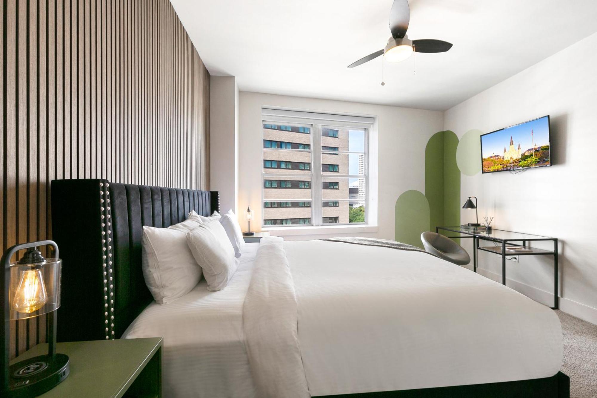 Luxury 2-Bedroom Condo Steps Away From The French Quarter New Orleans Esterno foto